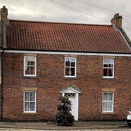 Apt D In Old Grade 2 Converted Farmhouse Market Weighton Exterior foto