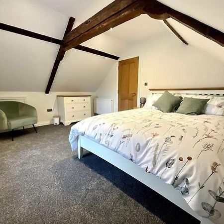 Apt D In Old Grade 2 Converted Farmhouse Market Weighton Exterior foto